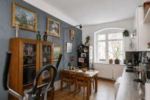 Charmante und helle 2-Zimmer Wohnung im sanierten Altbau mit großzügiger Wohnküche und Balkon – Die vollständige Adresse der Immobilie erhältst du vom Anbieter., 10119 Prenzlauer Berg, Berlin – Vorschaubild 10