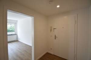 D-OBK! Renoviertes & großzügiges Apartment mit Balkon – Kyffhäuserstr. 13, 40549 Oberkassel, Düsseldorf – Vorschaubild 2
