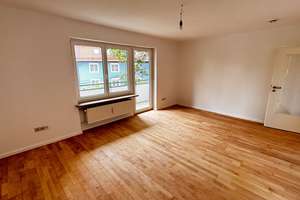 SEEBAUER | helle und sanierte Wohnung in Moosach - EBK, Südbalkon – Franz-Fihl-Str. 4, 80992 Alt-Moosach, München – Vorschaubild 6