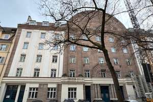 134 m² - 4 große Zimmer für Familien und Freiberufler * Topadresse im Humboldtpalais