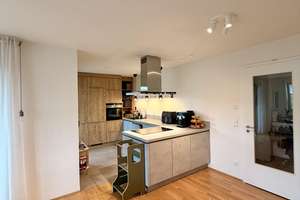 Exklusive 4-Zimmer-Wohnung mit Designerküche und Tiefgaragenstellplatz - Wohnen auf höchstem Niveau – Herrnstr 33, 90763 Nördliche Südstadt, Fürth – Vorschaubild 3