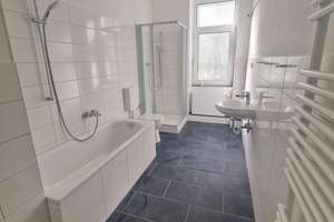 Property thumbnail 9