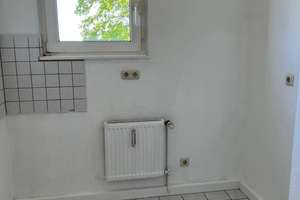 Helle 2-Zimmer-Wohnung mit Balkon im 3. Stock in Wuppertal – Distelbeck 20, 42119 Elberfeld, Wuppertal – Vorschaubild 5