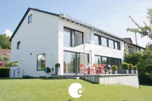 Großzügiges, modernes Einfamilienhaus mit schönem Garten in bester Wohnlage – Die vollständige Adresse der Immobilie erhältst du vom Anbieter., 70599 Schönberg, Stuttgart – Vorschaubild 1
