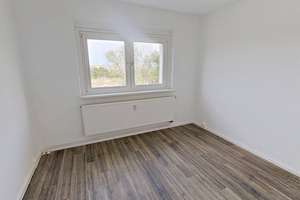 Großzügige 3-Zimmer-Wohnung mit Küche und Balkon in Rostock – Hundsburgallee 7, 18106 Schmarl, Rostock – Vorschaubild 5