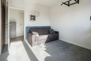 Property thumbnail 8