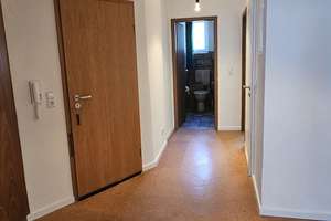 Erstbezug nach Renovierung: 3-Zimmer-Wohnung mit Loggia am Marienplatz – Die vollständige Adresse der Immobilie erhältst du vom Anbieter., 70178 Karlshöhe, Stuttgart – Vorschaubild 9