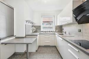 Elegante 3-Zimmer-Etagenwohnung mit Loggia, Einbauküche & Fußbodenheizung – stilvoll modernisiert – Die vollständige Adresse der Immobilie erhältst du vom Anbieter., 78532 Tuttlingen – Vorschaubild 4