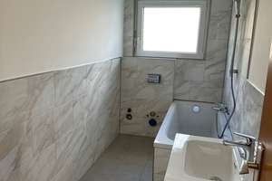 Sanierte Wohnung mit 2 Balkonen in Top-Lage von D-Eller