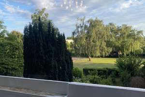 Lebendiges Berlin: 2-Zimmer-Wohnung mit Balkon im Wedding – Holländerstraße 61, 13407 Wedding, Berlin – Vorschaubild 1