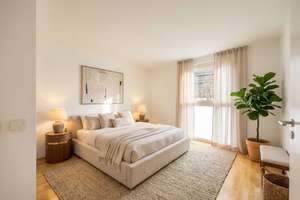 Urban, vielseitig und grün: Attraktive 2,5-Zimmer-Wohnung mit sonniger Loggia – Die vollständige Adresse der Immobilie erhältst du vom Anbieter., 80639 Nymphenburg, München – Vorschaubild 3