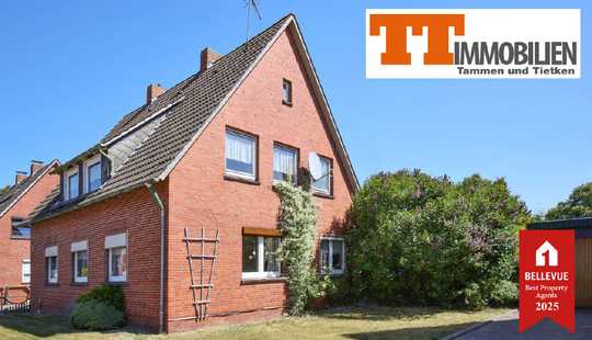 Bild von TT bietet an: Zeit für Veränderung  Wohnhaus mit Potenzial auf großem Grundstück in Schortens