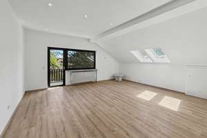 Modernisierte 2-Zimmer-Wohnung mit sonnigem Balkon in Trudering – Die vollständige Adresse der Immobilie erhältst du vom Anbieter., 81825 Gartenstadt Trudering, München – Vorschaubild 3