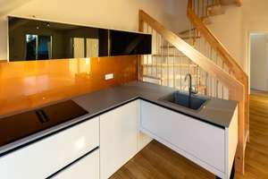 Zweitbezug: Lichtdurchflutete Dachgeschosswohnung mit Galerie, EBK und Cabrio-Fenstern in Großhadern – Waldklausenweg 14a, 81377 Großhadern, München – Vorschaubild 3