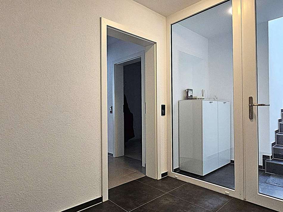 Wohnhaus - Zugang Personalwohn