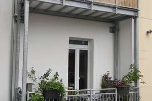 1 Zimmer Altbauwohnung mit schöner EBK und Balkon in D-Oberbilk