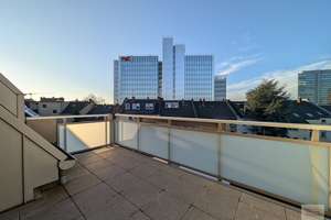 Altbau trifft Moderne: 4-Zimmer Maisonette-Wohnung – Lorettostrasse 45, 40219 Unterbilk, Düsseldorf – Vorschaubild 24