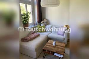 Tauschwohnung: 2 Raumwohnung mit Wohnküche Abstellkammer und Parkett