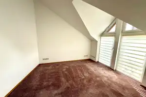Großes und gepflegtes Wohnhaus in zentraler Ortslage! – Koblenz – Vorschaubild 20