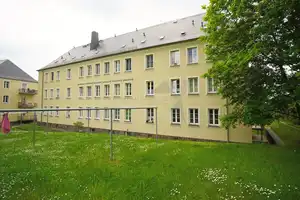 Charmante 3-Raum-Wohnung mit Balkon und lichtdurchflutetem Tageslichtbad in Chemnitz-Ebersdorf – Erich-Steinfurth-Straße 19, 9131 Chemnitz – Vorschaubild 16