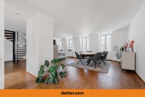 Maisonette-Wohnung mit Süd-Balkon in Bestlage vom Medienhafen