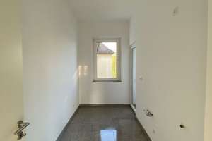 frisch sanierte 3-Zimmer-Wohnung in Bayenthal – Bonner Str. 261, 50968 Bayenthal, Köln – Vorschaubild 4