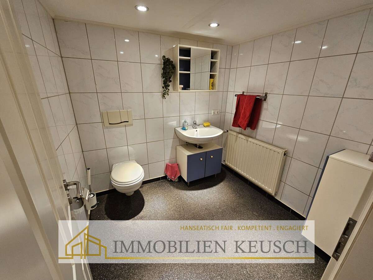 Immobilie in Thedinghausen - Arbeiten & Wohnen - Großer Hof mit 3 Gebäuden & vielen Parkplätzen - modernes Wohnhaus über 2 Etagen - Bild 11