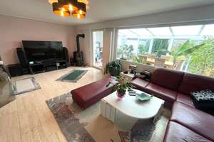 Wohnen mit Wohlfühlfaktor – Einfamilienhaus mit Garten, Wintergarten und Sauna – Die vollständige Adresse der Immobilie erhältst du vom Anbieter., 54296 Irsch, Trier – Vorschaubild 2