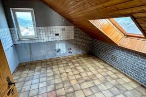 Dreifamilienhaus mit Garagen in Zierenberg – Die vollständige Adresse der Immobilie erhältst du vom Anbieter., 34289 Zierenberg – Vorschaubild 13