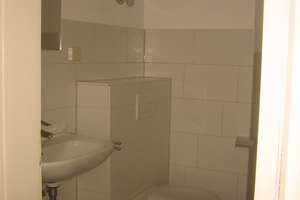 Freundliche 3-Zimmer-Hochparterre-Wohnung mit Balkon in Pforzheim – 75173 Südweststadt, Pforzheim – Vorschaubild 4