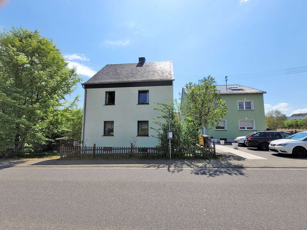 Immobilie in Boos - Freistehendes Haus mit großer Scheune in der Urlaubsregion Eifel - Bild 0