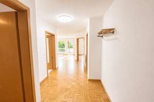 Moderne 3-Zimmer-Wohnung mit Balkon und Einbauküche in Reutlingen – Ringelbachstraße 14, 72762 Reutlingen-Mitte, Reutlingen – Vorschaubild 2