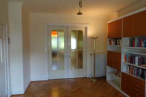 Familienfreundliche Rotklinkervilla auf großem Grundstück in  Wellingsbüttel – Die vollständige Adresse der Immobilie erhältst du vom Anbieter., 22391 Wellingsbüttel, Hamburg – Vorschaubild 16
