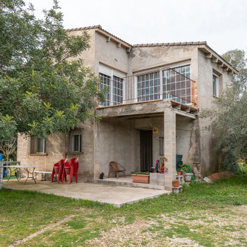 Finca mit auszubauendem Haus in Roquetes