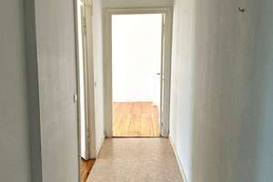 Altbauflair in attraktiver Lage: bezugsfreie 2-Zimmer-Wohnung nahe Lietzenseepark in Charlottenburg! – Sophie-Charlotten-Straße 46, 14059 Charlottenburg, Berlin – Vorschaubild 3