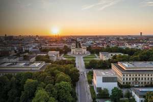 Atemberaubend modernisiertes 4-Zimmer-Altbaujuwel mit stylischem Flair und Balkon – Die vollständige Adresse der Immobilie erhältst du vom Anbieter., 80333 Augustenstraße, München – Vorschaubild 13