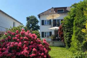 Idyllische Altbau-Doppelhaushälfte mit großem Garten – Die vollständige Adresse der Immobilie erhältst du vom Anbieter., 60439 Heddernheim, Frankfurt am Main – Vorschaubild 1