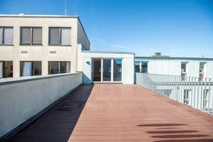 Bezugsfreies Penthouse Berlin-Mitte I 2 Terrassen, Weitblick I nahe Bundestag I Gestaltungspotenzial – Die vollständige Adresse der Immobilie erhältst du vom Anbieter., 10117 Mitte (Ortsteil), Berlin – Vorschaubild 4