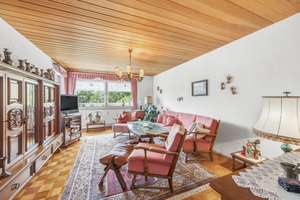 Direkt am Ostpark! Gut geschnittene 3-Zimmer-Wohnung mit sonniger Westloggia in ruhiger Lage – Die vollständige Adresse der Immobilie erhältst du vom Anbieter., 81735 Neuperlach, München – Vorschaubild 2