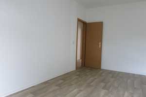 Schicke kleine Wohnung im 1. OG - mit Einbauküche und Balkon! – Bernhardstraße 39, 9126 Chemnitz – Vorschaubild 11