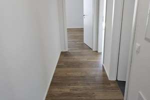 nur mit WBS!// Zwischenmiete// wunderschöne sonnige 2-Zimmer-Neubauwohnung in Freiburg-Waltershofen – Die vollständige Adresse der Immobilie erhältst du vom Anbieter., 79112 Waltershofen, Freiburg im Breisgau – Vorschaubild 4