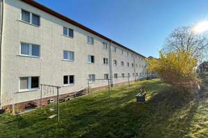 Raumwunder - 3 Raumwohnung in schöner Wohnanlage mit Einbauküche – Die vollständige Adresse der Immobilie erhältst du vom Anbieter., 1159 Löbtau-Süd, Dresden – Vorschaubild 3
