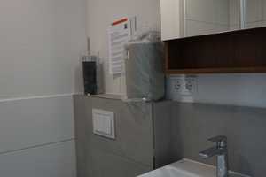Gehobenes EG-Studentenapartment (W2) nahe Hochschule, vollmöbliert, *neuwertig*, nur für Studenten! – Kurt-Schumacher-Straße 41, 72762 Reutlingen (Kreis) – Vorschaubild 5