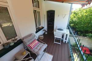 Frühstück auf dem Balkon: Liebhaber-Wohnung mit Balkon im Jugendstilhaus in Krefeld Nordbezirk – Die vollständige Adresse der Immobilie erhältst du vom Anbieter., 47803 Kempener Feld/Baackeshof, Krefeld – Vorschaubild 2