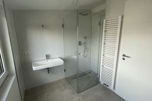  2-Zimmer-Dachgeschoßwohnung mit Dachterasse  – Edeltraudstraße 48, 81827 Waldtrudering, München – Vorschaubild 7