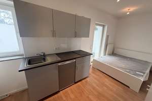 Möblierte sanierte 2 Zi-WHG mit Terrasse für WG geeignet. – Schwalbacher Strasse 50, 60326 Gallus, Frankfurt am Main – Vorschaubild 3