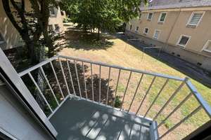 Anschauen Einziehen -  2 Zi.-Whng. mit viel Platz - Duisburg Rheinhausen – Klausstraße 2, 47226 Hochemmerich, Duisburg – Vorschaubild 7