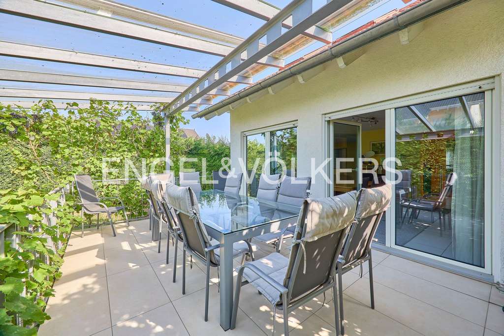 Immobilie in Mutterstadt - Freistehendes Einfamilienhaus: Viel Platz auf großem Grundstück mit Einliegerwohnung! - Bild 0