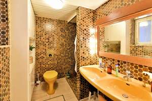 Property thumbnail 13