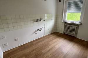 Ulm - 4-Zimmer-Wohnung mit Balkon – Fuchsweg 2/3, 89081 Söflingen, Ulm – Vorschaubild 3